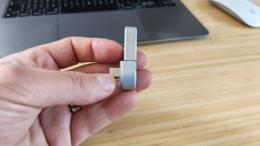 MMB Mini 2025 mit Winkel-Adapter für USB-C